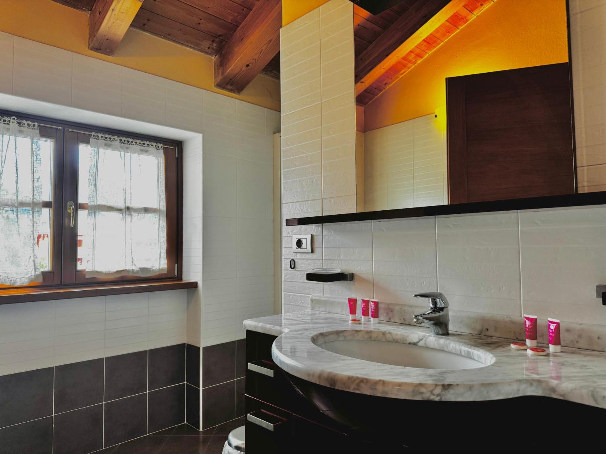 Sweet Spot Lejlighedshotel Riva del Garda Eksteriør billede