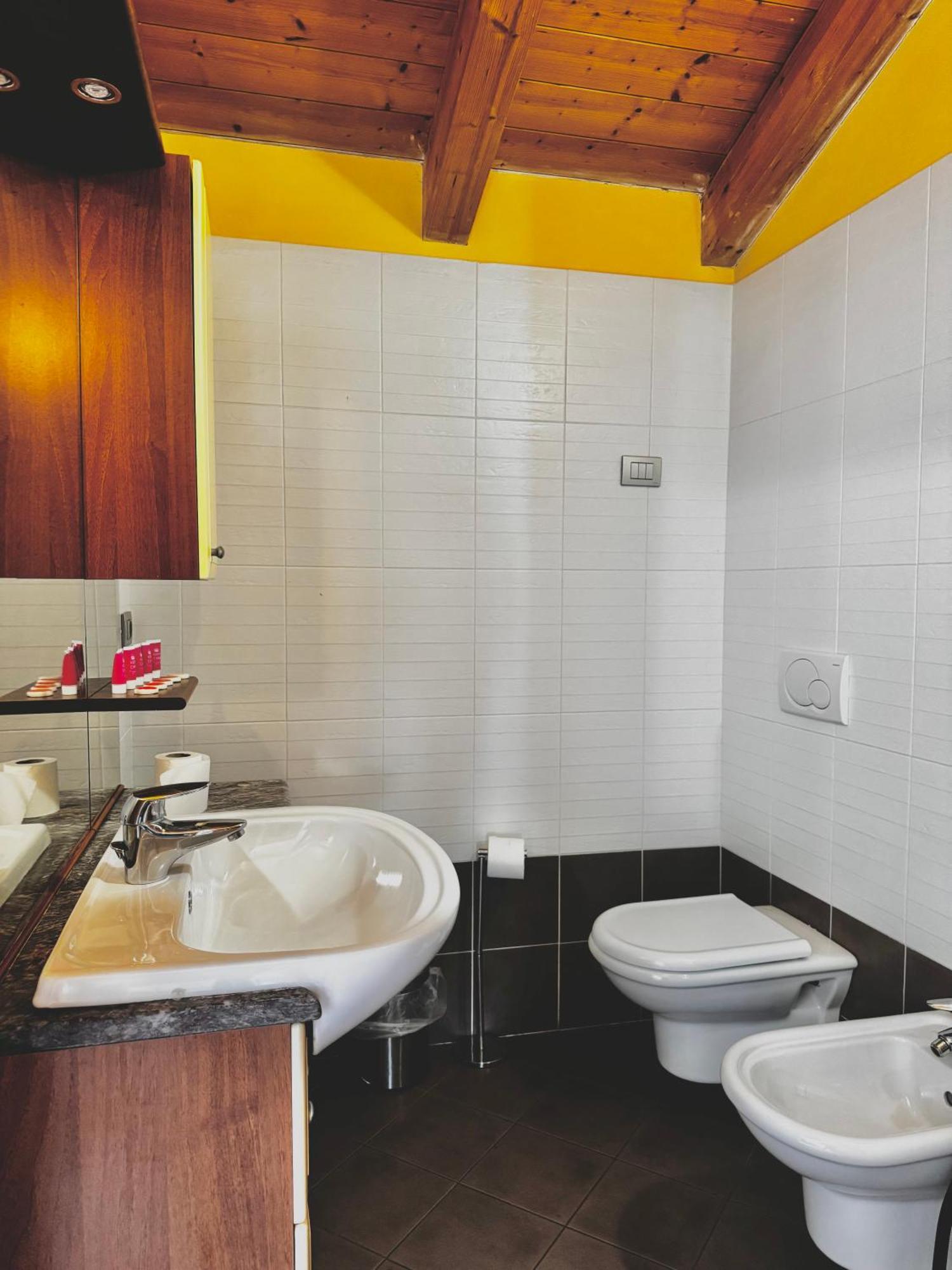 Sweet Spot Lejlighedshotel Riva del Garda Eksteriør billede
